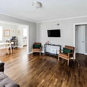 E, 5 Min From I240w Apartment
